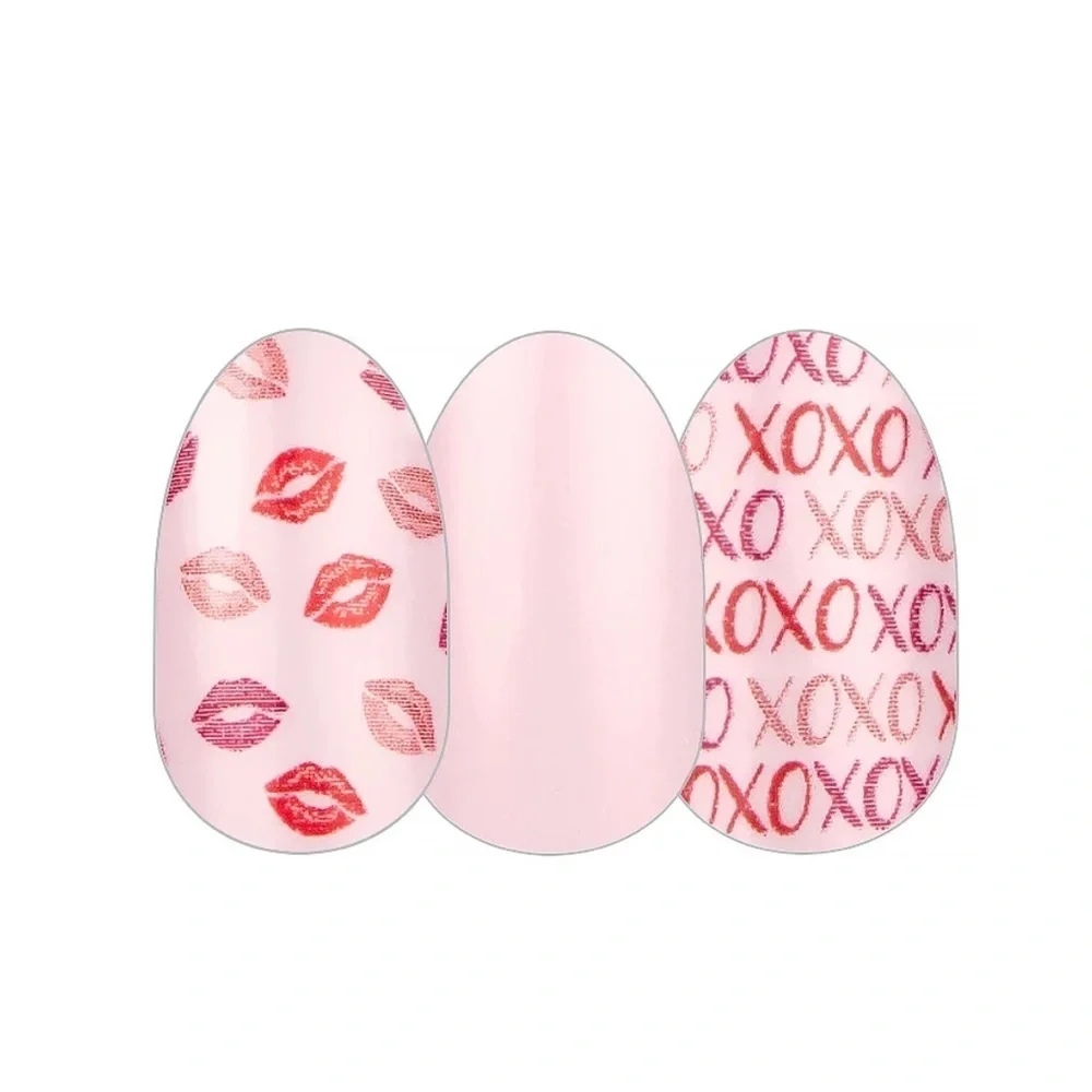 Color Street | Kiss and Makeup, a frosted soft pink shade with hugs and kisses - Picture 4 of 10